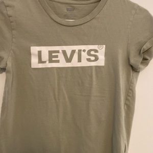 Levi tshirt